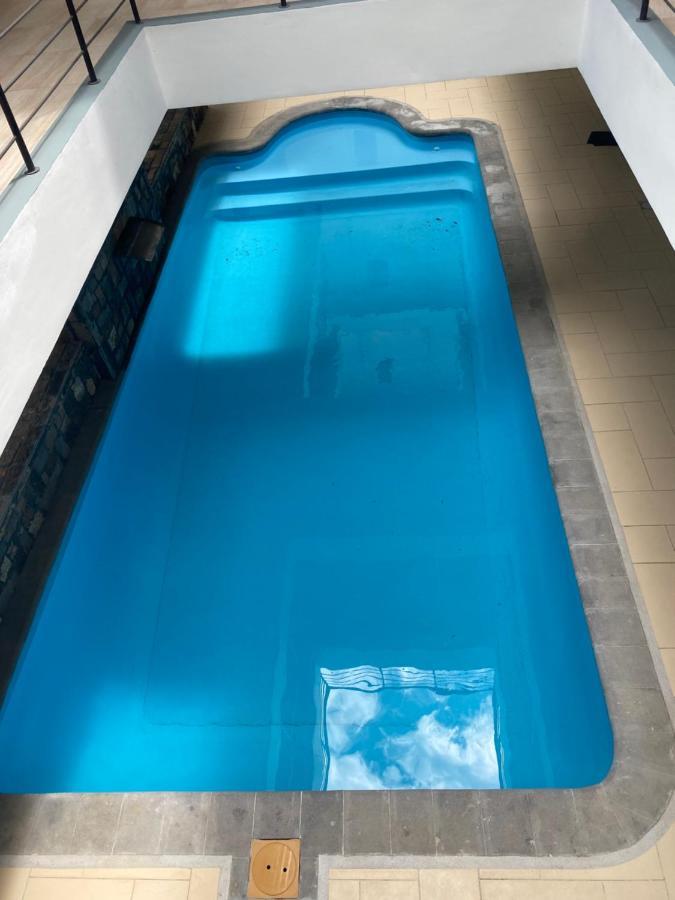 Grand Bay Heights Apartments Bagian luar foto