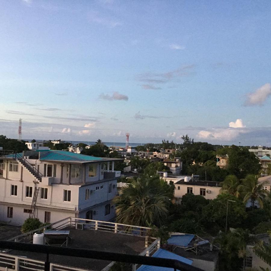 Grand Bay Heights Apartments Bagian luar foto