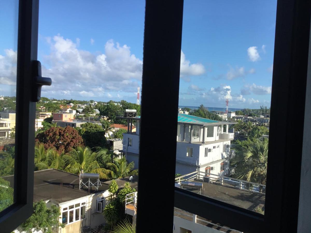 Grand Bay Heights Apartments Bagian luar foto
